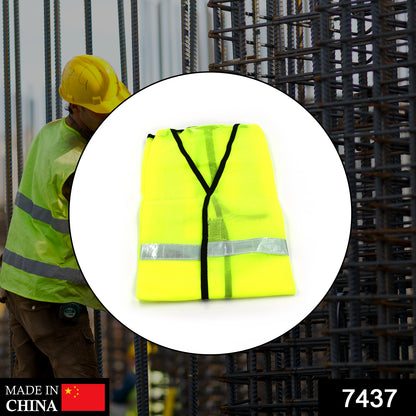 Reflective Green Safety Jacket for Worksites